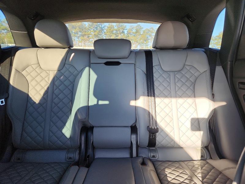 77198965 :رقم المزاد ، WA1B4AFY7S2025527 vin ، 2025 Audi Sq5 مزاد بيع
