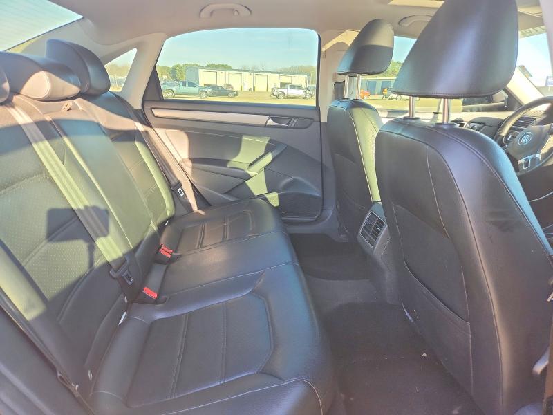77328125 :رقم المزاد ، 1VWBT7A37EC110449 vin ، 2014 Volkswagen Passat مزاد بيع