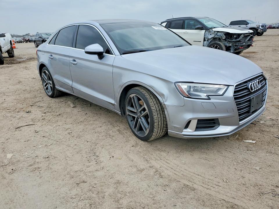 Продажа на аукционе авто 2019 Audi A3, vin: WAUAUGFF0K1014679, номер лота: 78340005