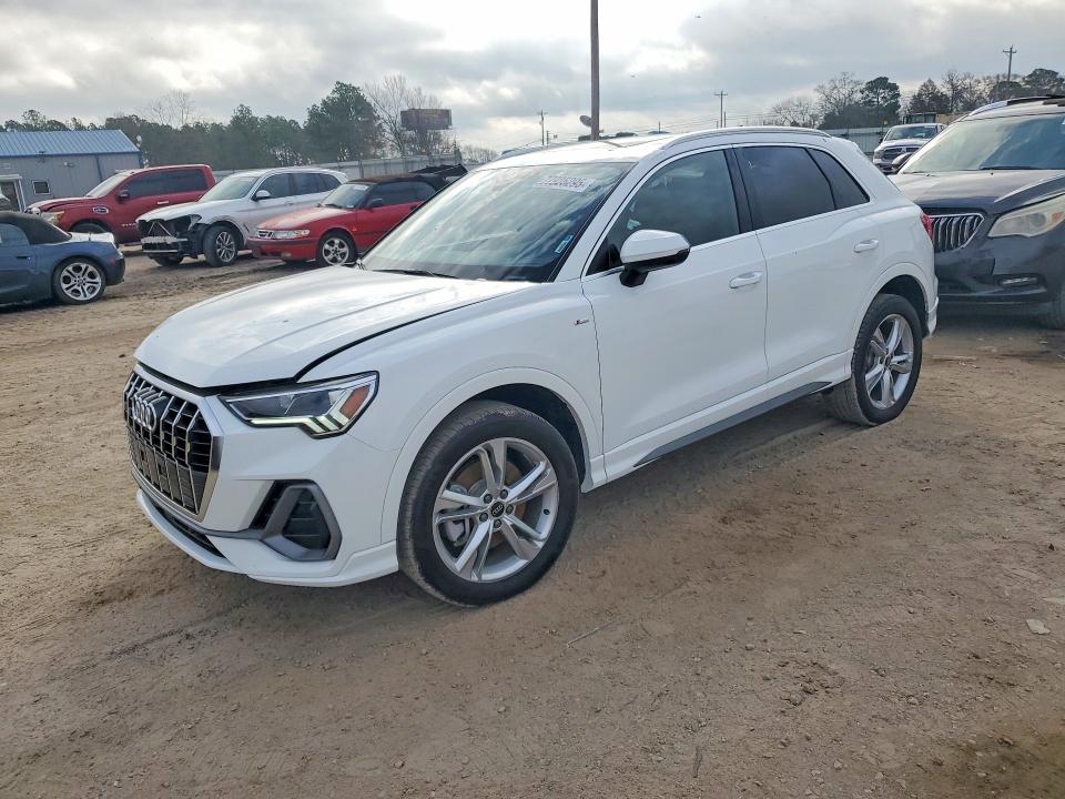 77925295 :رقم المزاد ، WA1DECF38R1127831 vin ، 2024 Audi Q3 مزاد بيع