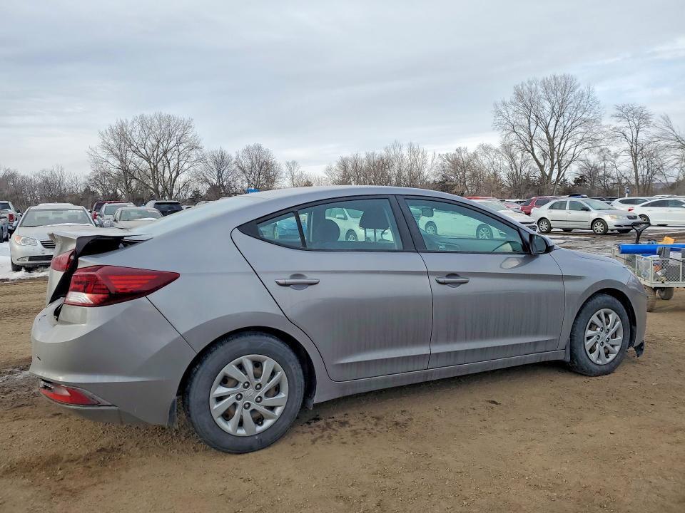 2020 Hyundai Elantra მანქანა იყიდება აუქციონზე, vin: KMHD74LF8LU942813, აუქციონის ნომერი: 79016825