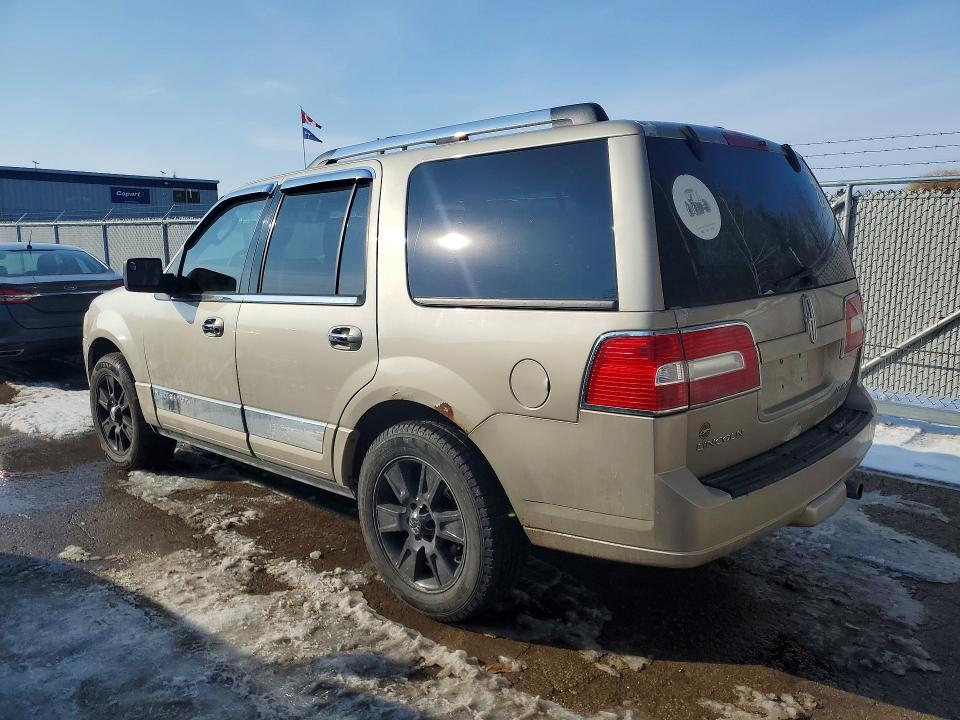 78347385 :رقم المزاد ، 5LMFU28507LJ05486 vin ، 2007 Lincoln Townhouse Navigator مزاد بيع