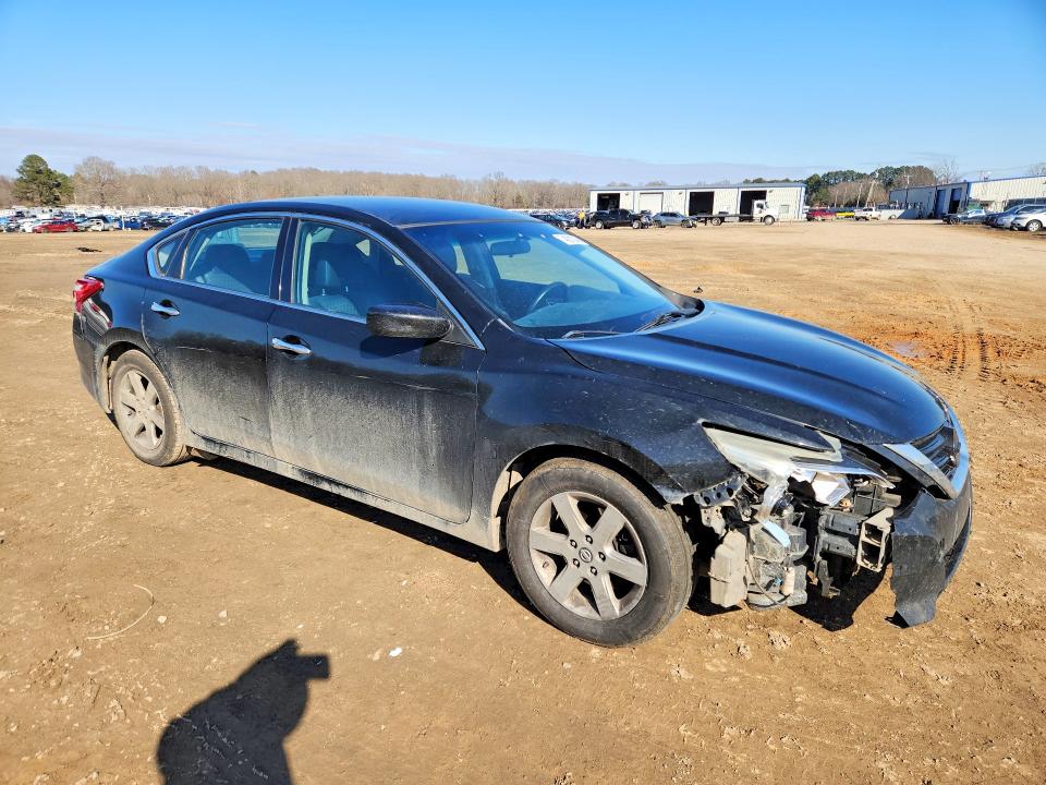 Продажа на аукционе авто 2017 Nissan Altima, vin: 1N4AL3AP4HN321908, номер лота: 74821245