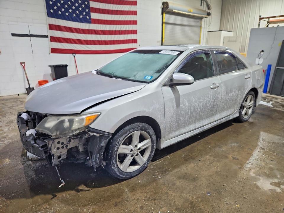 78402365 :رقم المزاد ، 4T1BF1FK5CU024079 vin ، 2012 Toyota Camry مزاد بيع