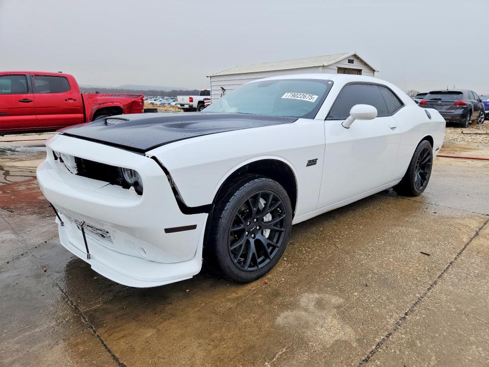 79022675 :رقم المزاد ، 2C3CDZDJ8FH500327 vin ، 2015 Dodge Challenger مزاد بيع