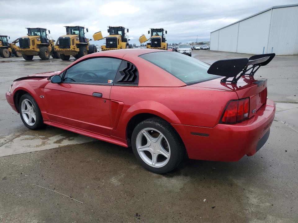 77022545 :رقم المزاد ، 1FAFP42X1YF274040 vin ، 2000 Ford Mustang مزاد بيع