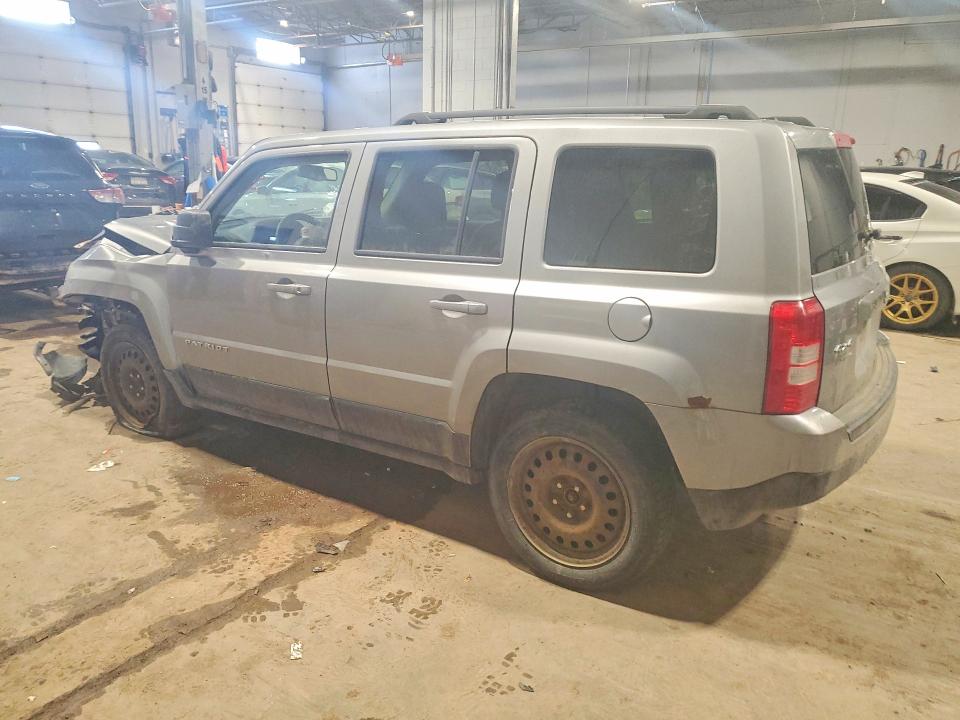 2015 Jeep Patriot მანქანა იყიდება აუქციონზე, vin: 1C4NJRAB3FD338985, აუქციონის ნომერი: 77823025