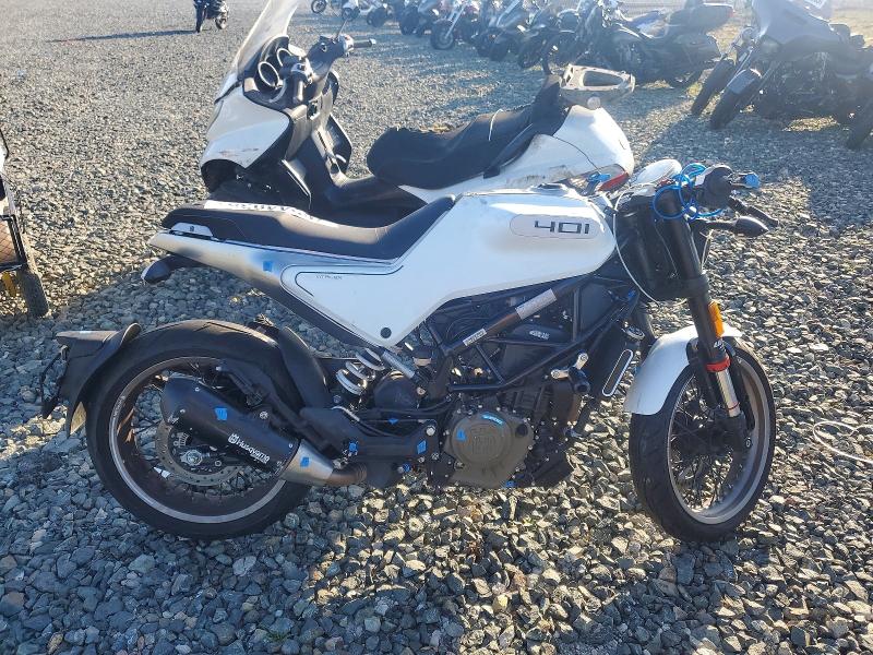 Продаж на аукціоні авто 2023 Husqvarna Vitpilen 401/svartpilen 401, vin: MD2JUJ409PC224833, номер лоту: 76644035