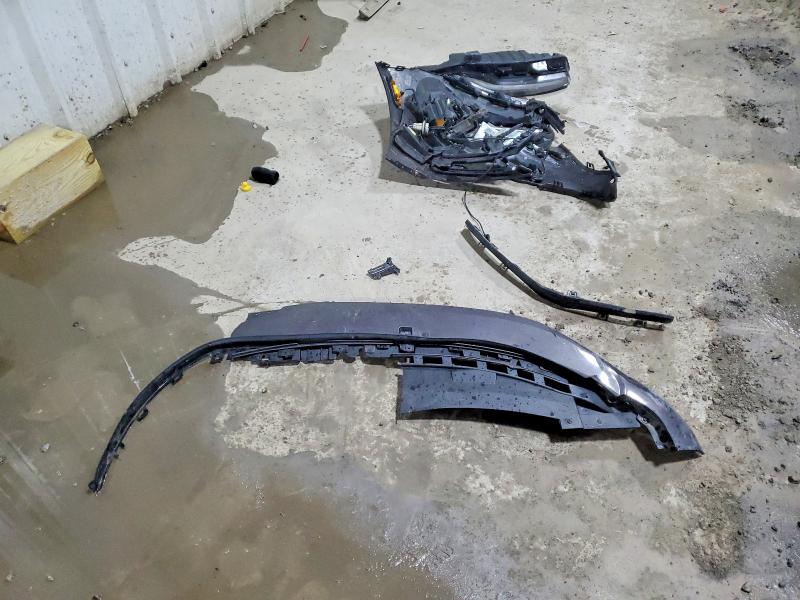 2022 Buick Enclave მანქანა იყიდება აუქციონზე, vin: 5GAEVAKWXNJ117327, აუქციონის ნომერი: 78470735