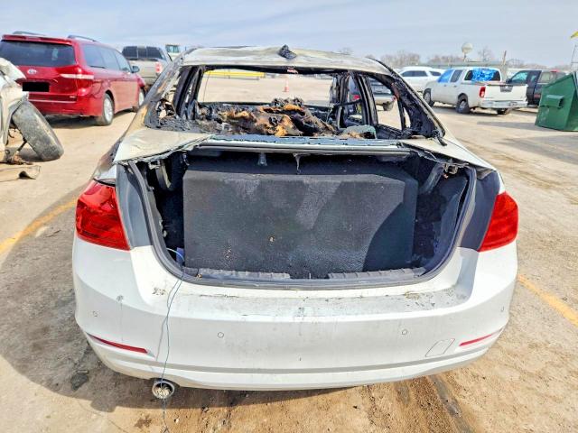 Продаж на аукціоні авто 2015 Bmw 328, vin: WBA3D3C56FK157519, номер лоту: 78898065