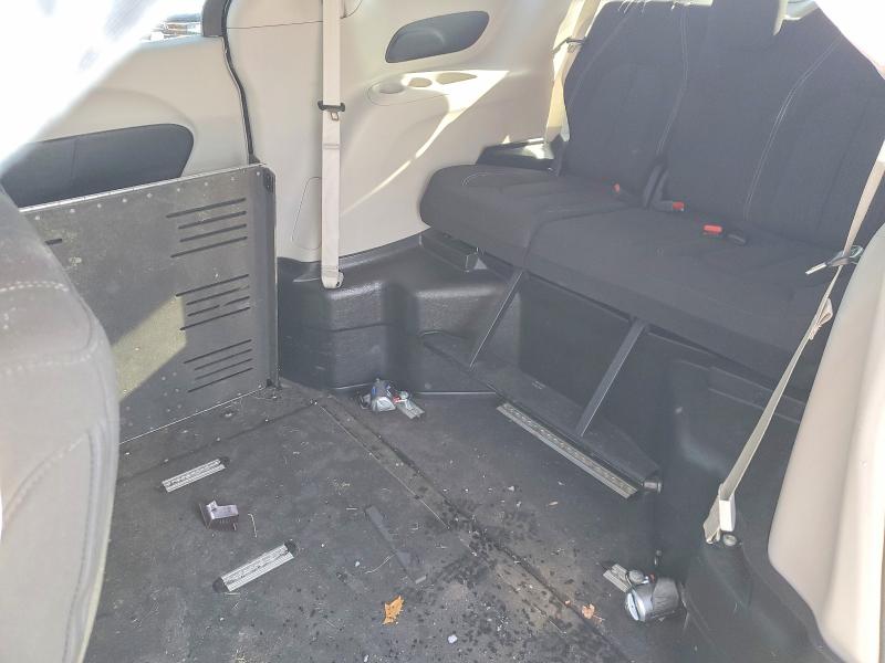 75178095 :رقم المزاد ، 2C4RC1CG2PR548577 vin ، 2023 Chrysler Voyager مزاد بيع