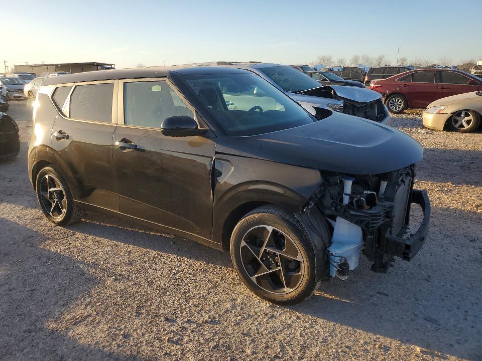Продажа на аукционе авто 2023 Kia Soul, vin: KNDJ33AU1P7872686, номер лота: 78077665