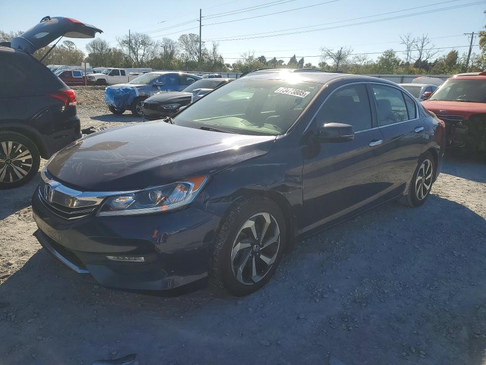 Продажа на аукционе авто 2017 Honda Accord, vin: 1HGCR2F74HA044612, номер лота: 78473805