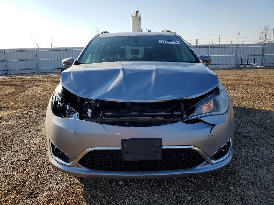 77212965 :رقم المزاد ، 2C4RC1BG6HR516315 vin ، 2017 Chrysler Pacifica مزاد بيع