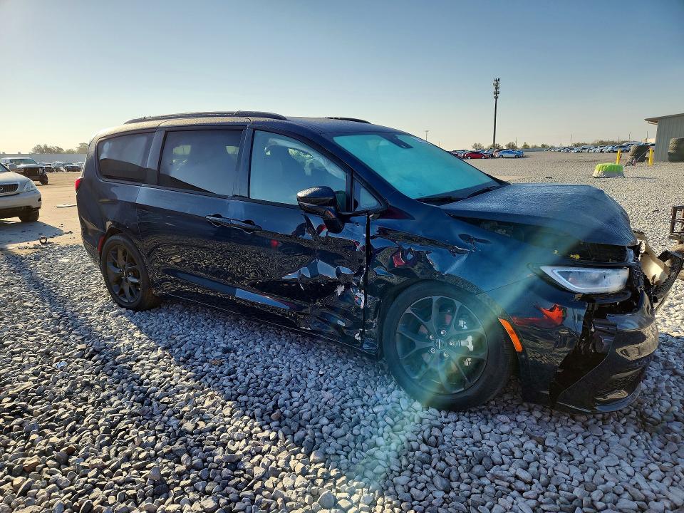 Продажа на аукционе авто 2022 Chrysler Pacifica, vin: 2C4RC1GG5NR135687, номер лота: 77417795