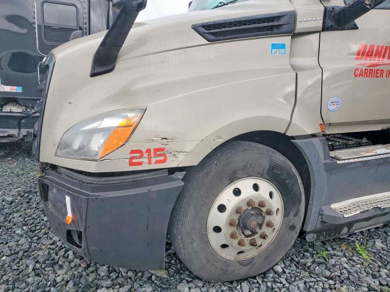 Продажа на аукционе авто 2021 Freigliner Cascadia 126, vin: 3AKJHHDR8MSMH8880, номер лота: 77546265
