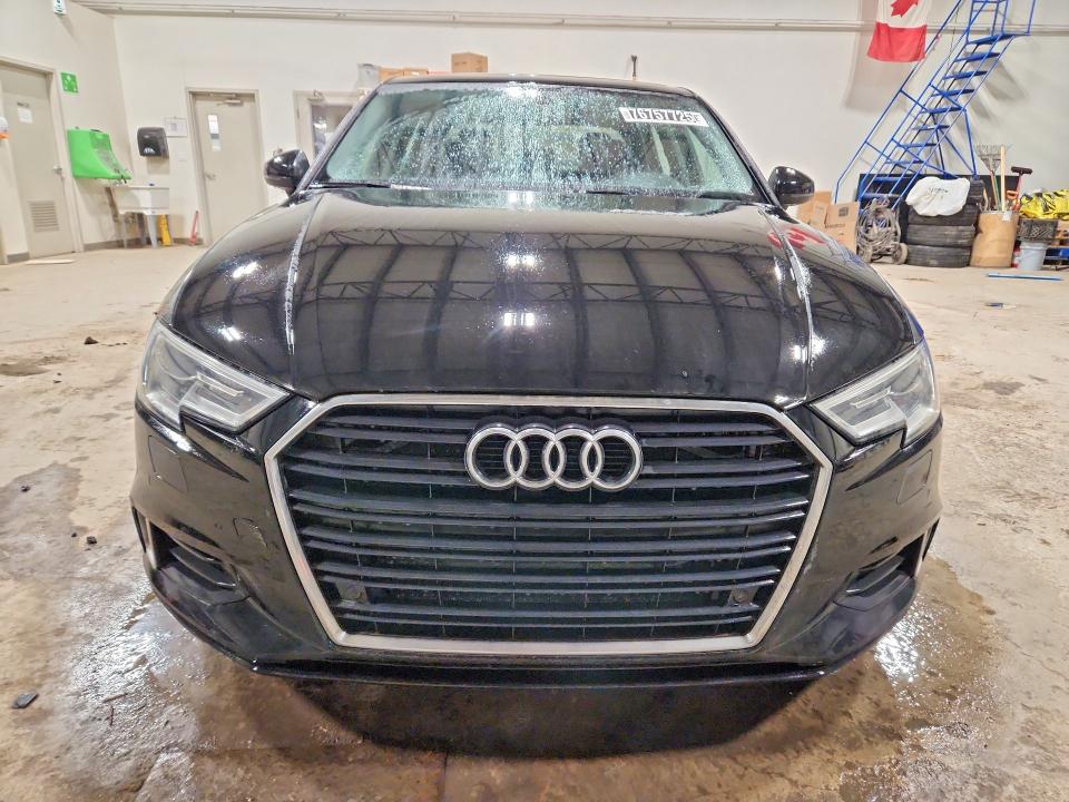 2018 Audi A3 მანქანა იყიდება აუქციონზე, vin: WAUAUGFF1J1070242, აუქციონის ნომერი: 76757725