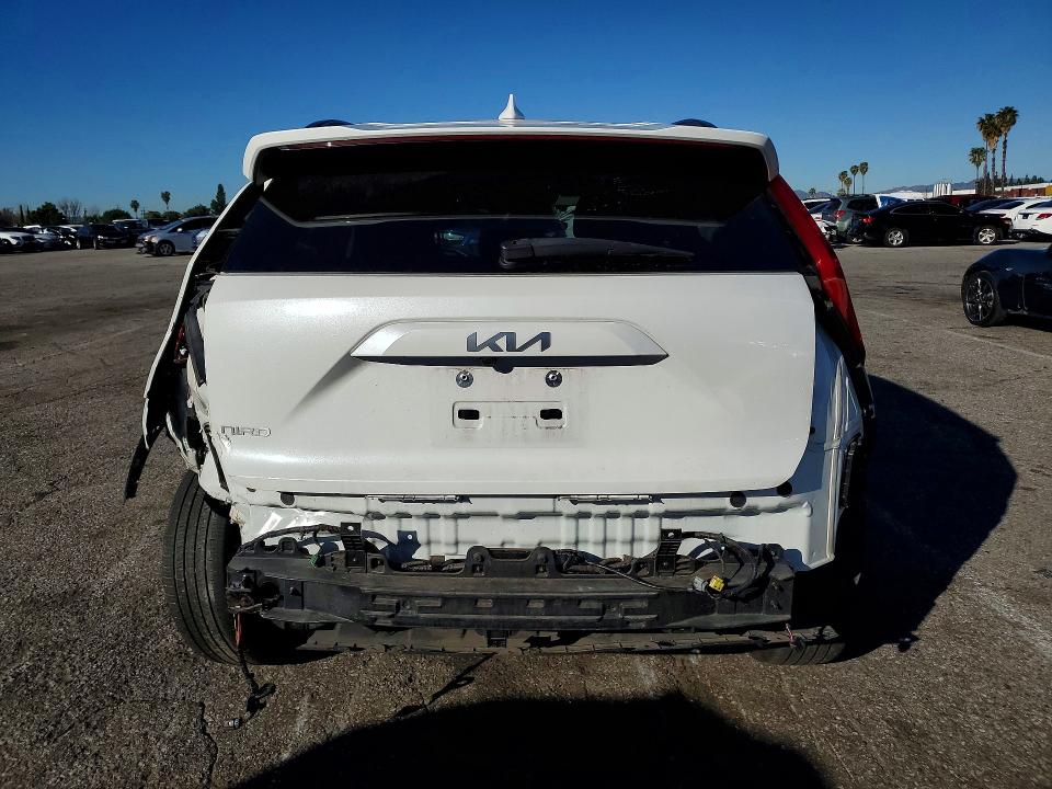 2024 Kia Niro მანქანა იყიდება აუქციონზე, vin: KNDCR3L19R5095750, აუქციონის ნომერი: 76604145