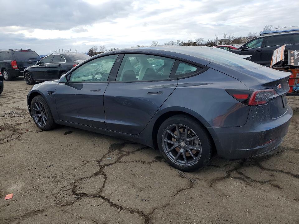 Продажа на аукционе авто 2023 Tesla Model 3, vin: 5YJ3E1EA4PF704137, номер лота: 76693795