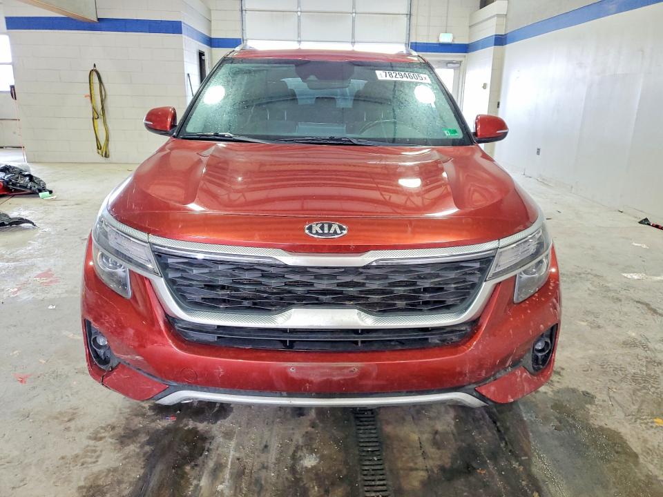 2021 Kia Seltos მანქანა იყიდება აუქციონზე, vin: KNDEUCAA5M7177420, აუქციონის ნომერი: 78294605