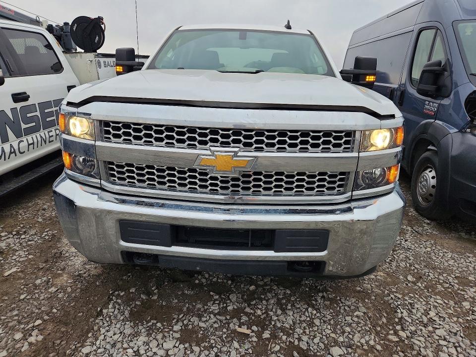 2019 Chevrolet Silverado მანქანა იყიდება აუქციონზე, vin: 1GB1KREG8KF222377, აუქციონის ნომერი: 78900755