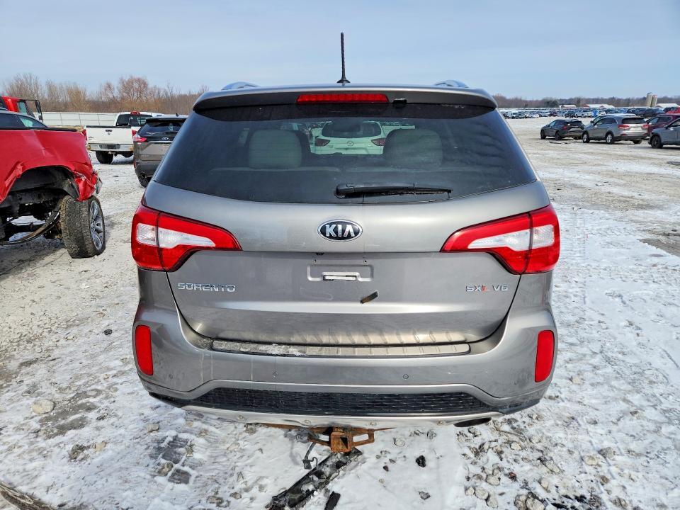 77846755 :رقم المزاد ، 5XYKW4A79FG604434 vin ، 2015 Kia Sorento مزاد بيع