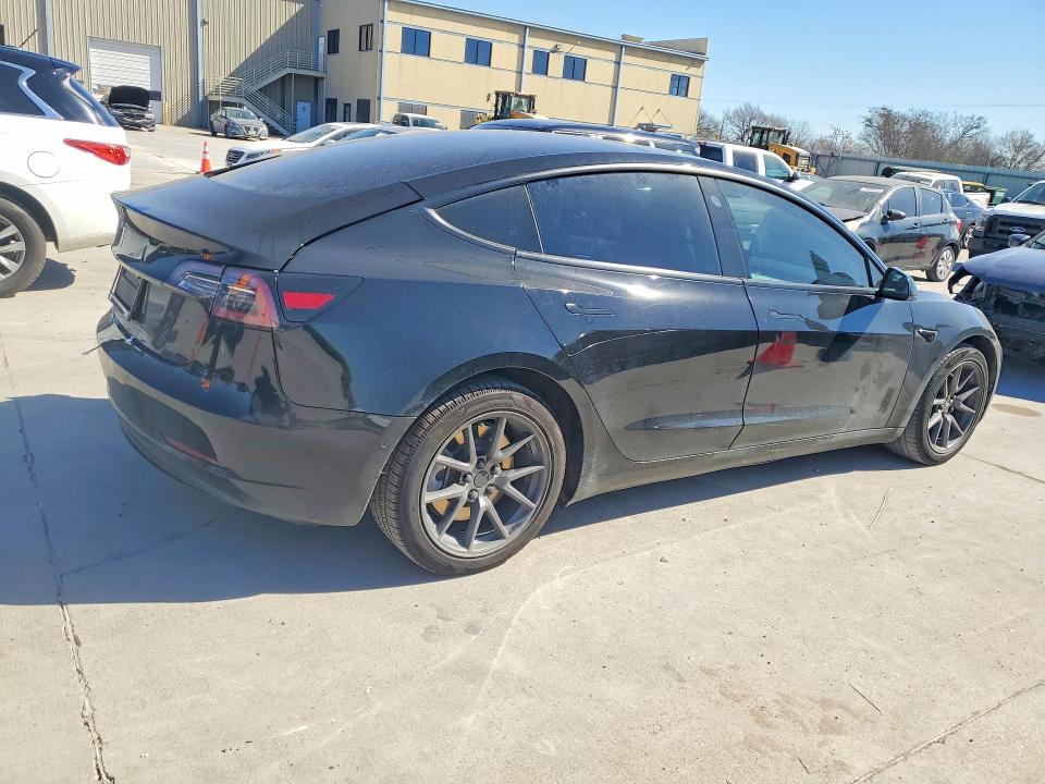76520135 :رقم المزاد ، 5YJ3E1EA4MF941593 vin ، 2021 Tesla Model 3 مزاد بيع