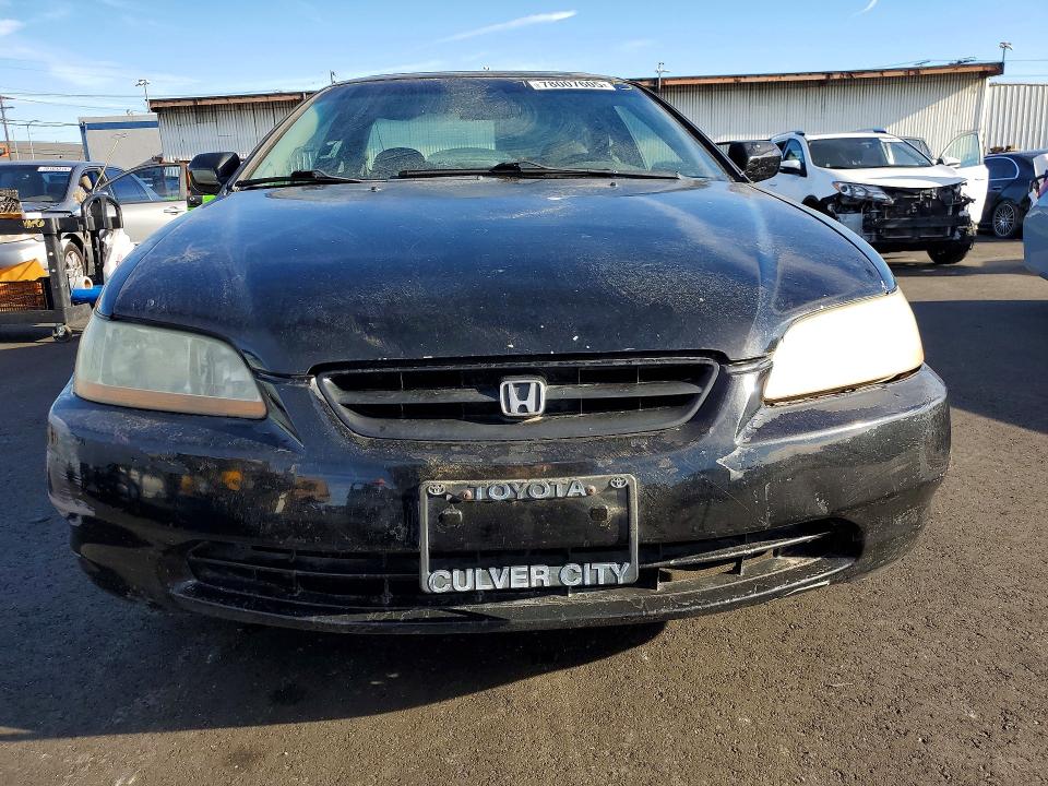 78007605 :رقم المزاد ، 1HGCG327XYA011308 vin ، 2000 Honda Accord مزاد بيع