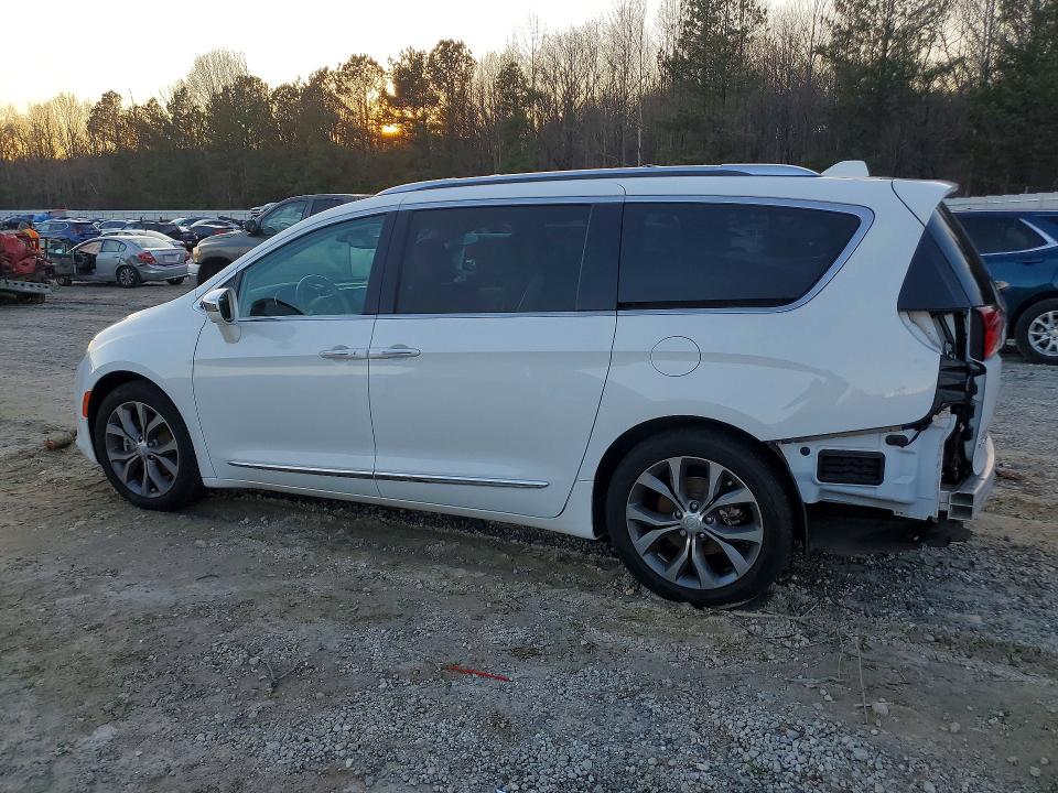 Продажа на аукционе авто 2017 Chrysler Pacifica, vin: 2C4RC1GG1HR653557, номер лота: 76341485