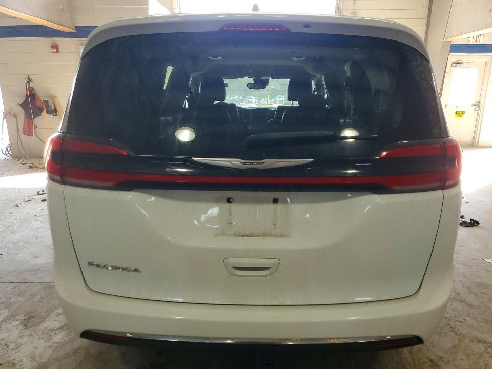 77330015 :رقم المزاد ، 2C4RC1BG7NR186065 vin ، 2022 Chrysler Pacifica مزاد بيع
