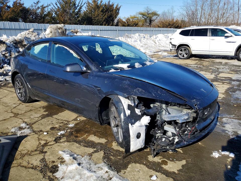Продаж на аукціоні авто 2025 Tesla Model 3, vin: 5YJ3E1EA5SF035823, номер лоту: 75651925