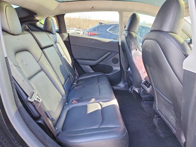 Продажа на аукционе авто 2025 Tesla Model Y, vin: 7SAYGDEFXSF265227, номер лота: 77200995