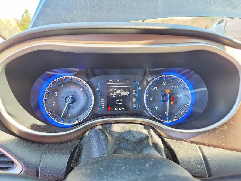 76998745 :رقم المزاد ، 2C4RC1CG4JR113244 vin ، 2018 Chrysler Pacifica مزاد بيع