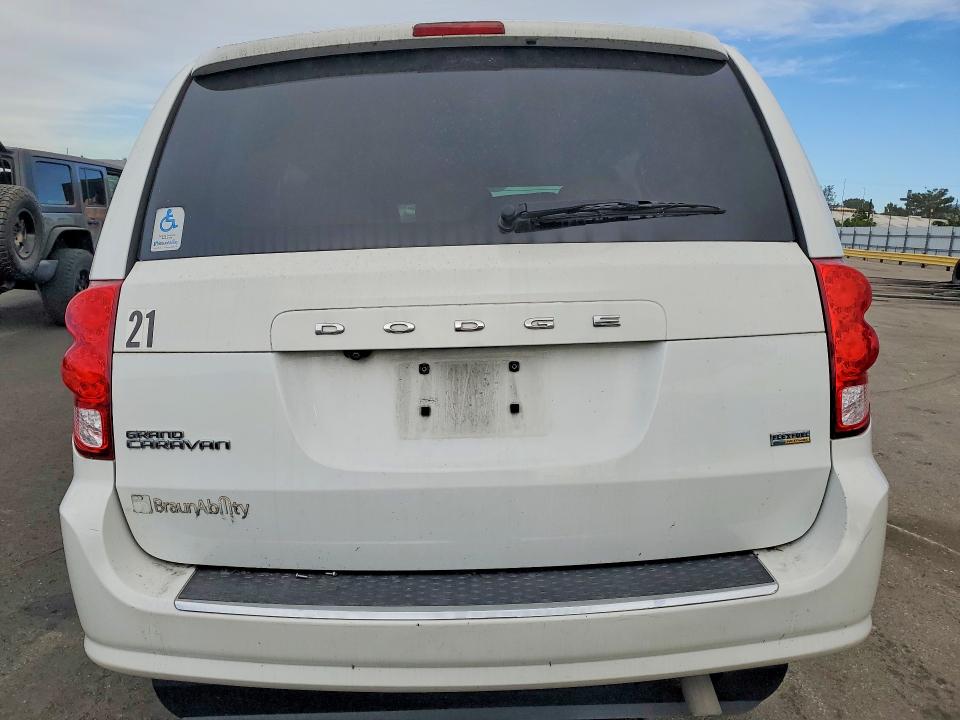 Auction sale of the 2018 Dodge Grand Caravan, vin: 2C7WDGBG7JR243252, lot number: 76175895