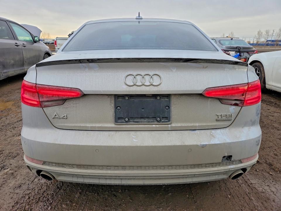 Продажа на аукционе авто 2018 Audi A4, vin: WAUENAF46JN012209, номер лота: 75833185