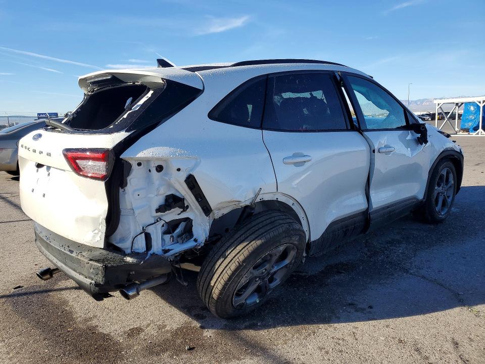 Продажа на аукционе авто 2026 Ford Escape, vin: 1FMCU0MN4TUA32689, номер лота: 49838126