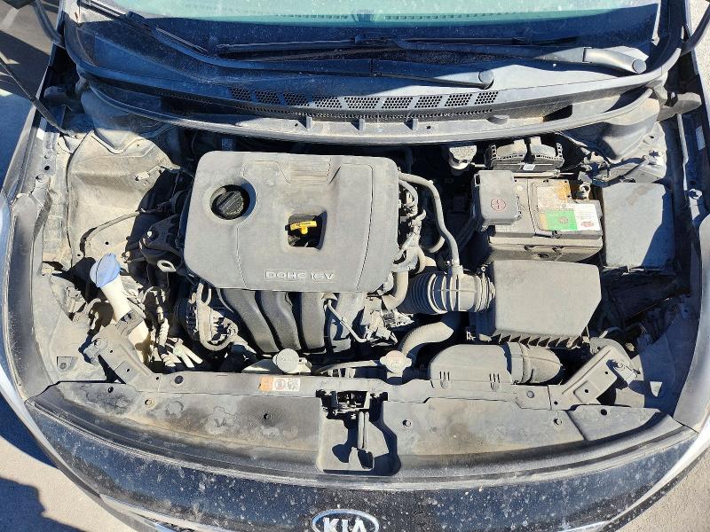 61748925 :رقم المزاد ، 3KPFK4A74HE031794 vin ، 2017 Kia Forte مزاد بيع