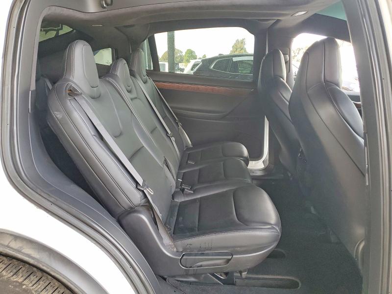 76953965 :رقم المزاد ، 5YJXCAE23JF103793 vin ، 2018 Tesla Model X مزاد بيع