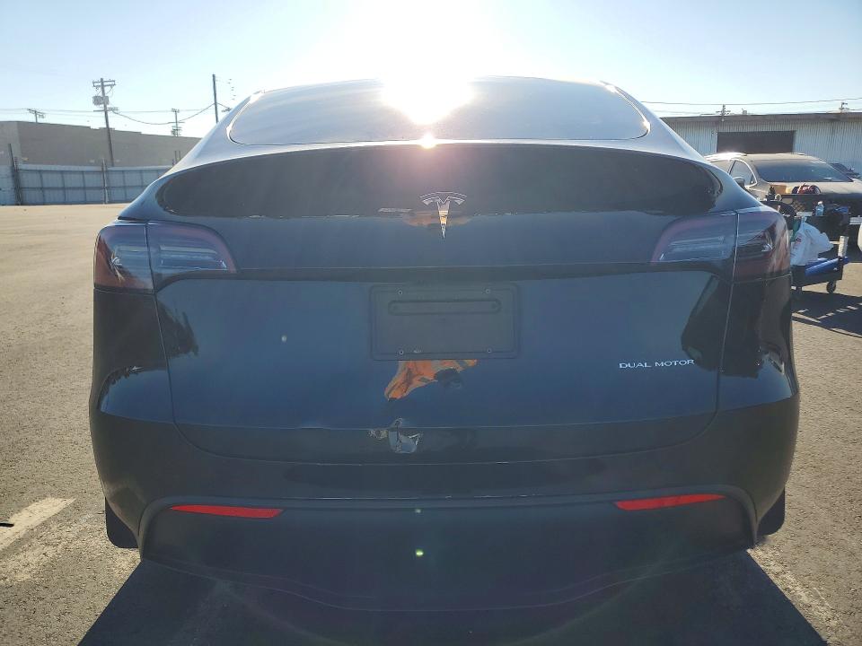 76233435 :رقم المزاد ، 7SAYGDEE3PF882001 vin ، 2023 Tesla Model Y مزاد بيع