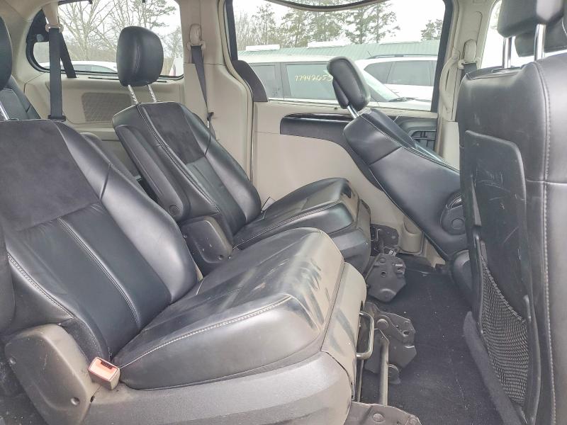 Продажа на аукционе авто 2015 Chrysler Town & Country, vin: 2C4RC1GGXFR532796, номер лота: 78246115