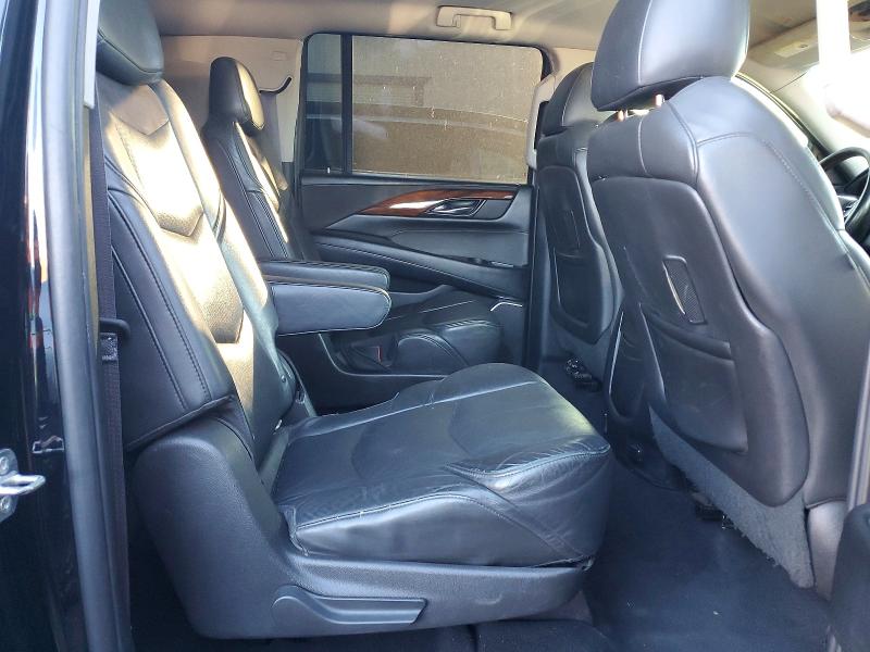 77746835 :رقم المزاد ، 1GYS3RKJ9FR562326 vin ، 2015 Cadillac Escalade E مزاد بيع