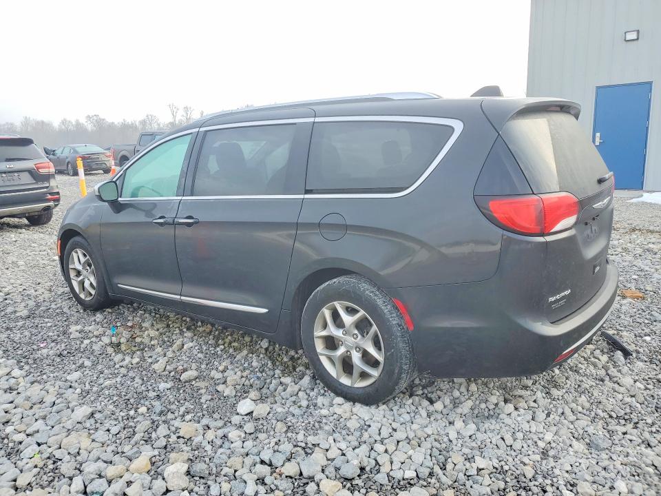 Aukcja sprzedaży 2018 Chrysler Pacifica, vin: 2C4RC1GG5JR320428, numer aukcji: 77855595