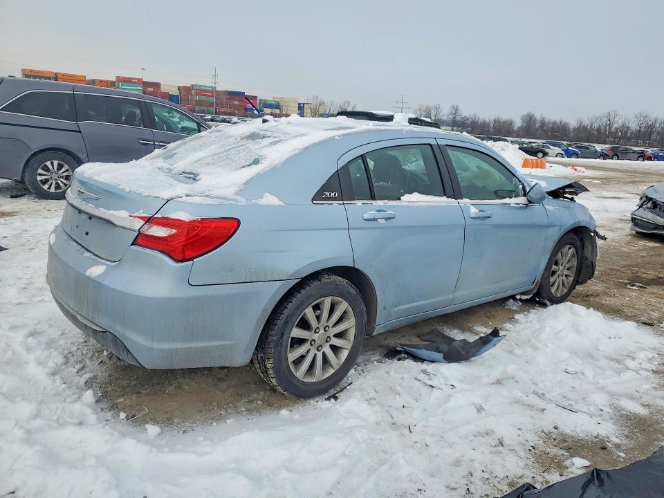 Продаж на аукціоні авто 2013 Chrysler 200, vin: 1C3CCBBB2DN684982, номер лоту: 76003525
