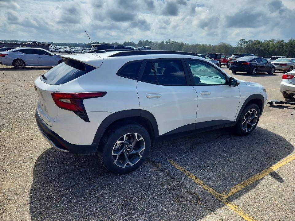 76758425 :رقم المزاد ، KL77LHE27RC059862 vin ، 2024 Chevrolet Trax مزاد بيع