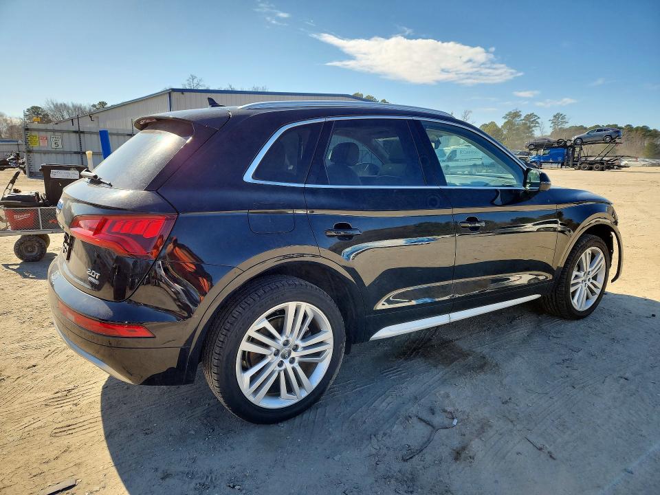 Продаж на аукціоні авто 2018 Audi Q5, vin: WA1BNAFYXJ2009155, номер лоту: 76211235