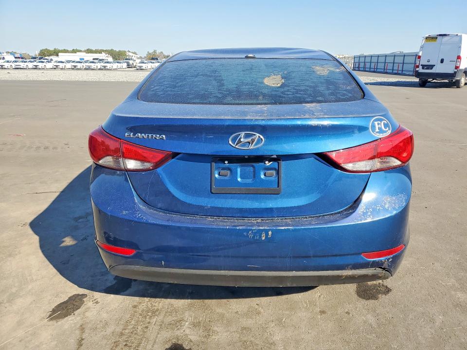 Продаж на аукціоні авто 2015 Hyundai Elantra, vin: KMHDH4AE8FU320904, номер лоту: 77537615