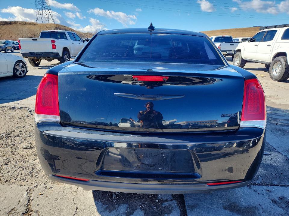 Продаж на аукціоні авто 2016 Chrysler 300, vin: 2C3CCAAG5GH306353, номер лоту: 77430815