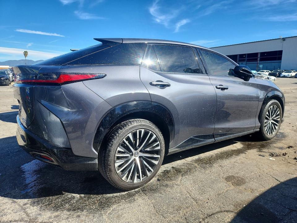 Продажа на аукционе авто 2023 Lexus Rz 450e, vin: JTJAAAAB1PA016930, номер лота: 77390715