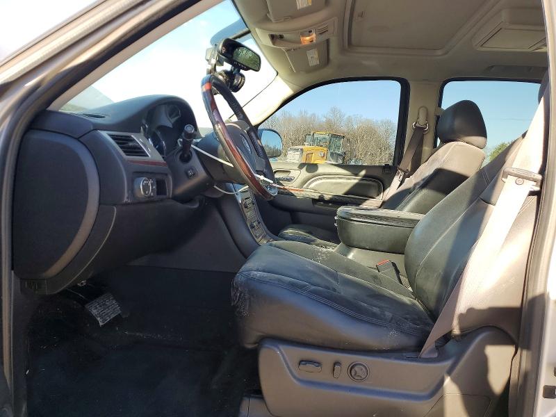 2011 Cadillac Escalade მანქანა იყიდება აუქციონზე, vin: 1GYS4CEF9BR389225, აუქციონის ნომერი: 75083435