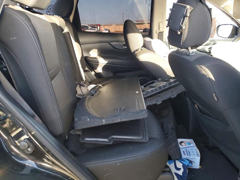 Продажа на аукционе авто 2017 Nissan Rogue, vin: KNMAT2MT5HP526929, номер лота: 74487495